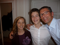 Steffi und Lutz mit Theo bei Theos Taufe im Dezember 2013 [Bild 8/8]