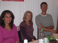 Steffi und Lutz mit Perwin an Stephies Geburtstag im August 2010 [Bild 3/8]