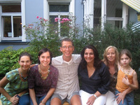 Steffi und Lutz mit Erika, Stephie, Perwin und Karoline an Stephies Geburtstag im August 2009 [Bild 4/8]